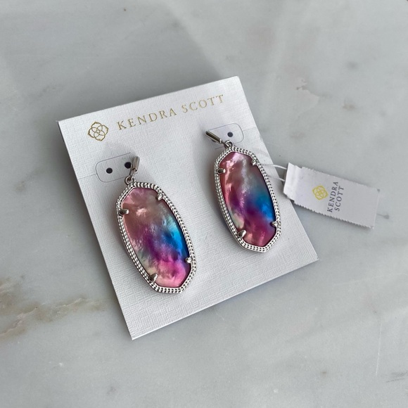 NWT KENDRA SCOTT Elle Watercolor Illusion Earrings in Silver - Picture 5 of 7
